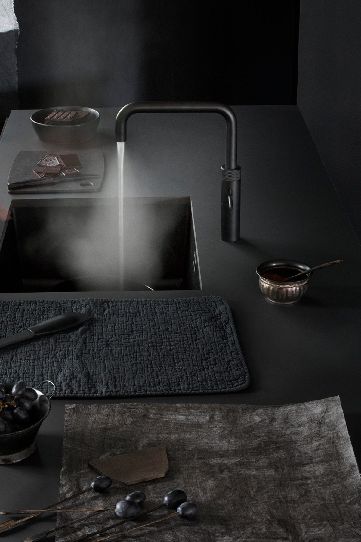 Fusion Square Black | Kutchenhaus, Sevenoaks
